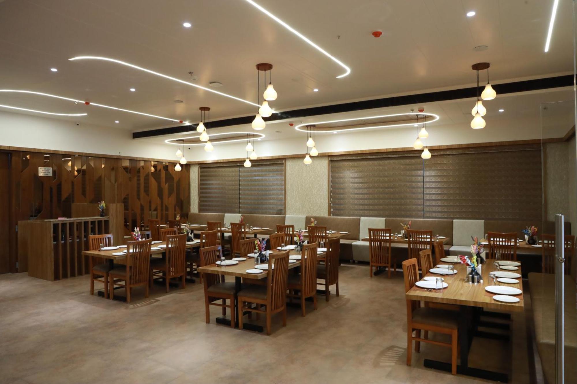 Hotel Aditya Mansingh Inn Somnath Exterior photo