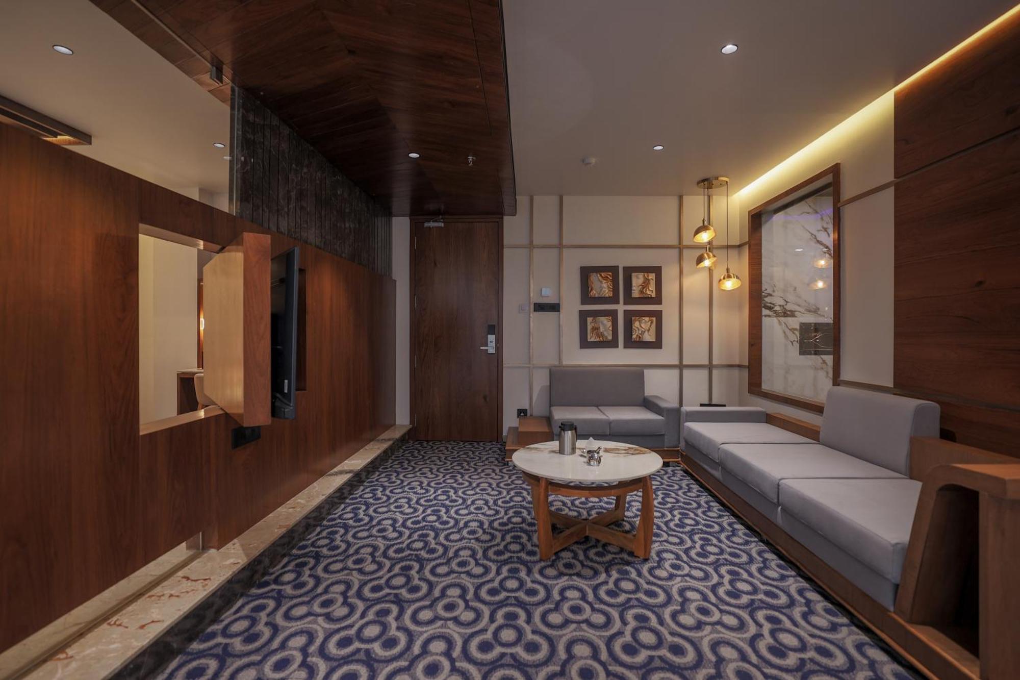 Hotel Aditya Mansingh Inn Somnath Exterior photo